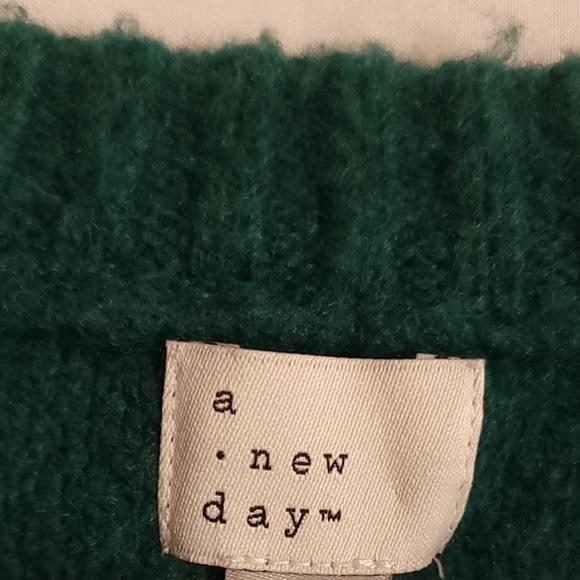 A New Day Green Cardiagan Cable Knit Sweater - Picture 12 of 14